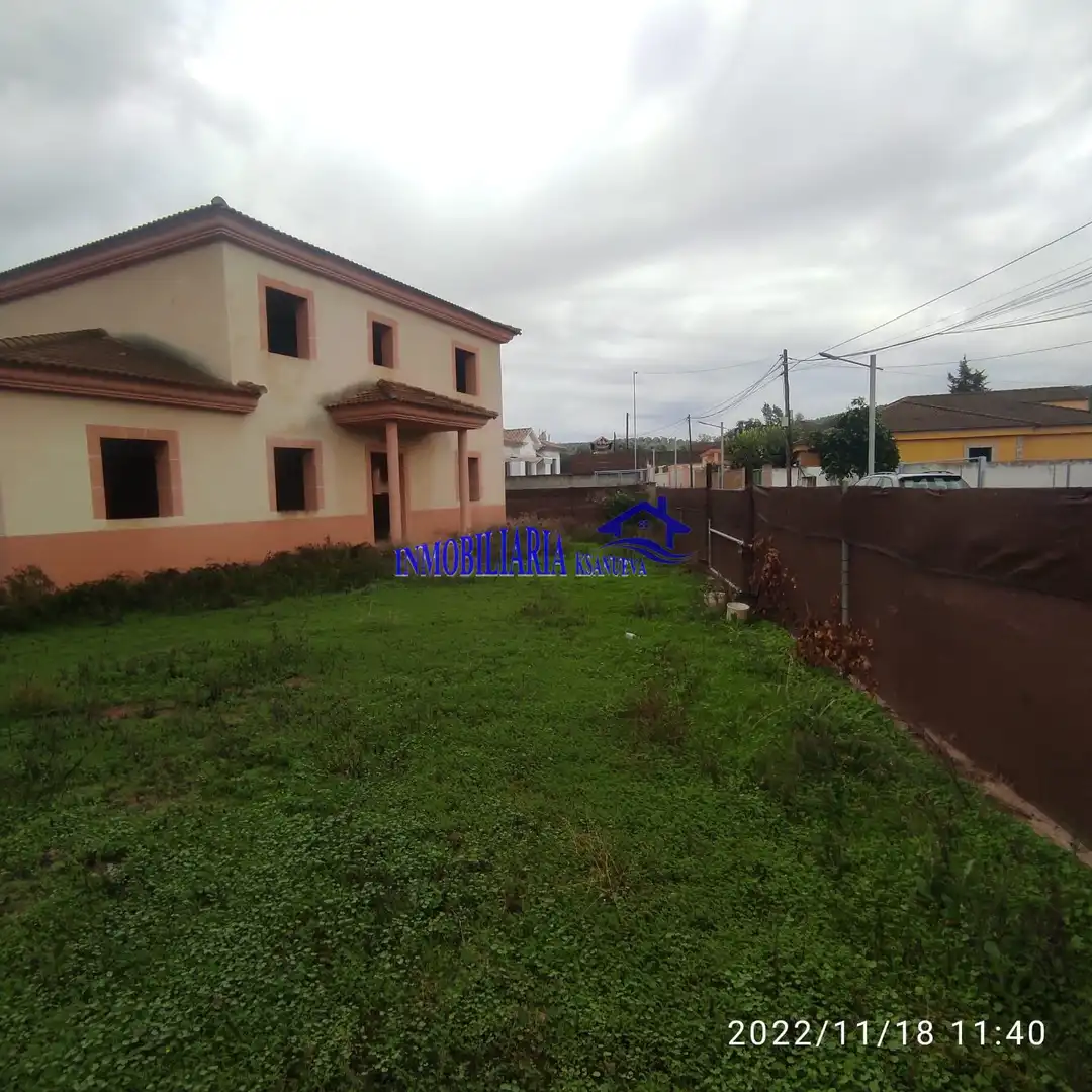 Villa con piscina in vendita a Periurbano Este - Campiña