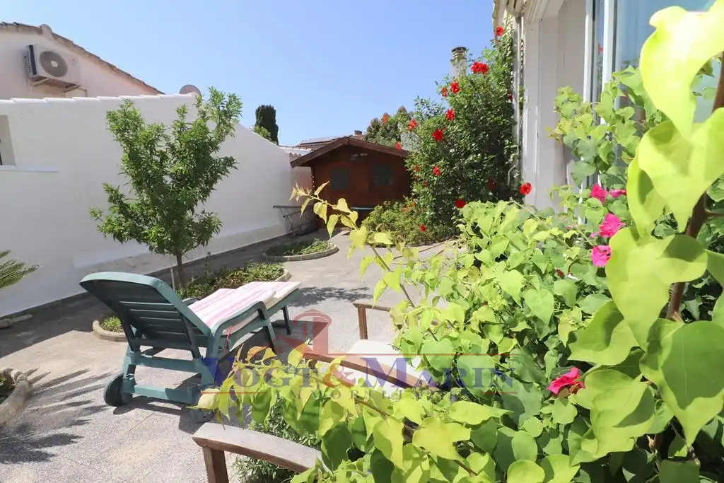 Casa con terraza en venta en Carrer Montgrí, imagen 54