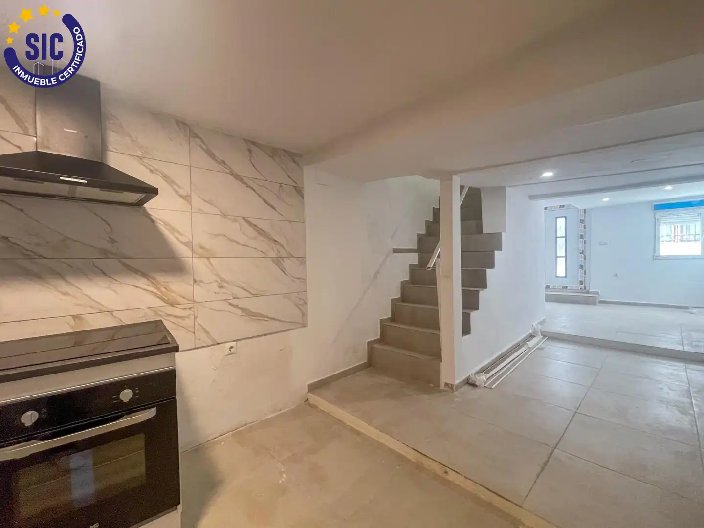 Houses for sale in Requena  with Balcony