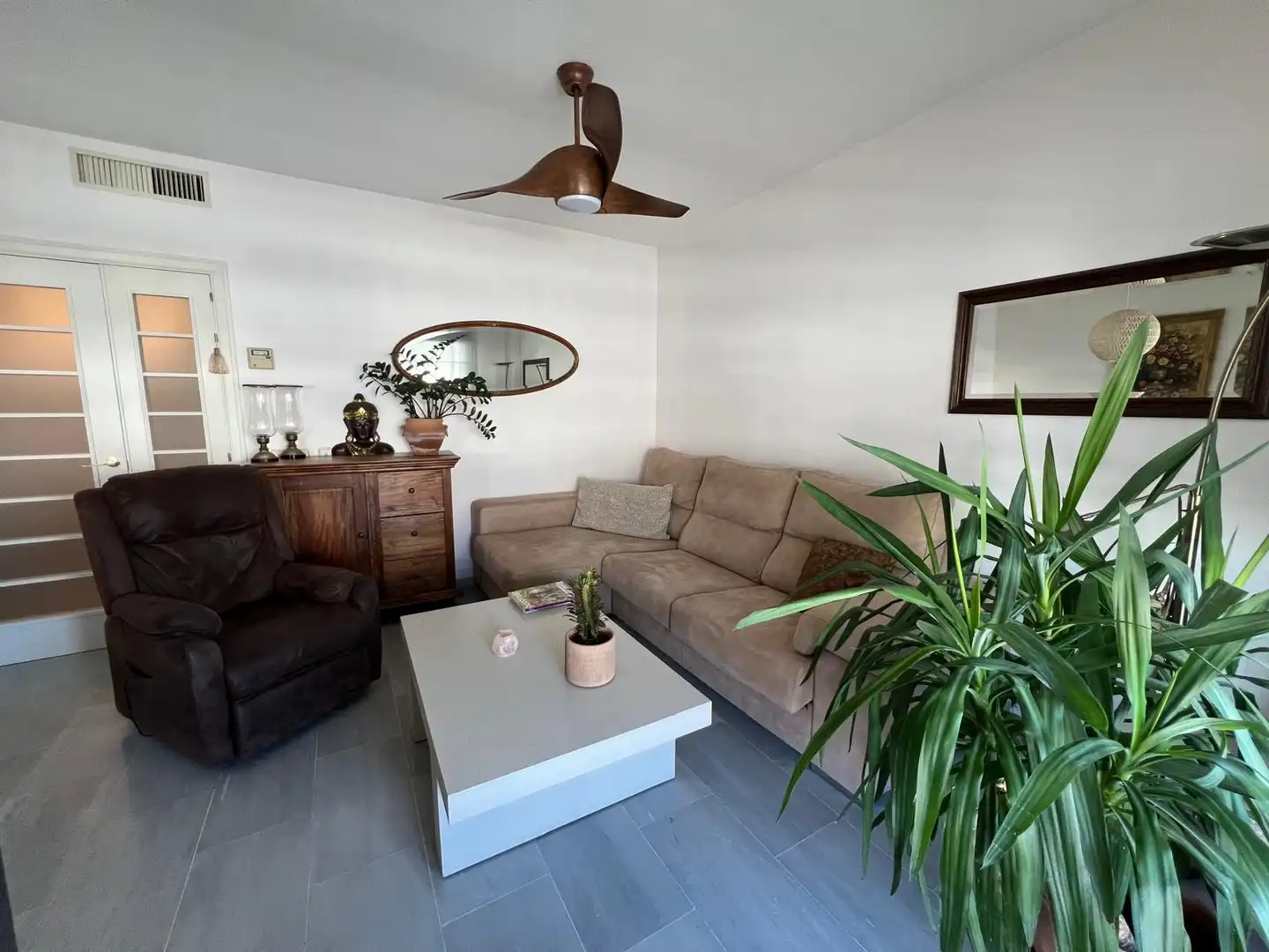 Sala de estar de Ático en venta en Estepona con Aire acondicionado, Calefacción y Terraza