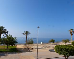 Vista exterior de Apartament en venda en Villajoyosa / La Vila Joiosa amb Terrassa i Piscina