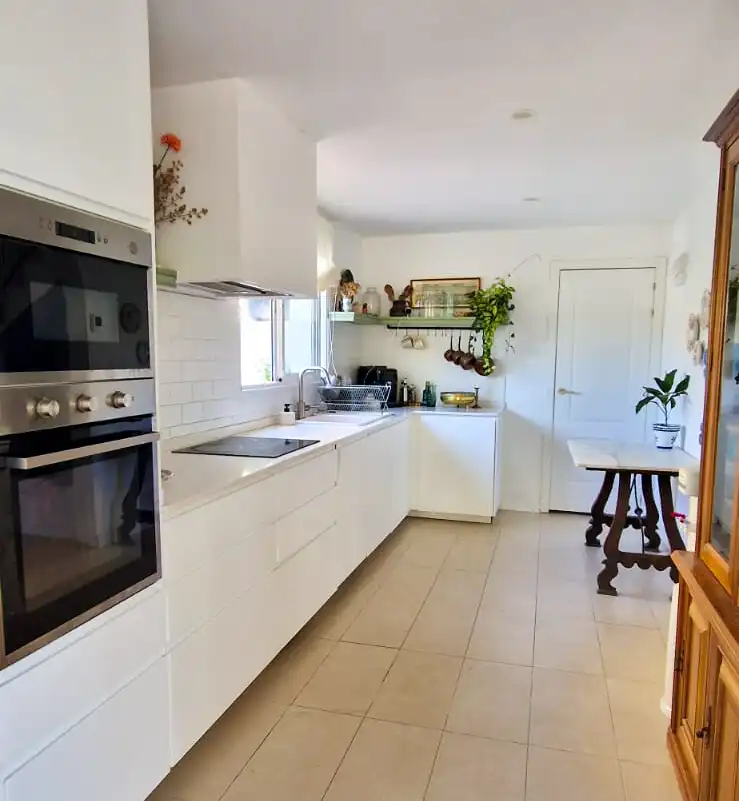 Cuina de Casa o xalet en venda en Sant Pere de Ribes amb Aire condicionat, Calefacció i Jardí privat