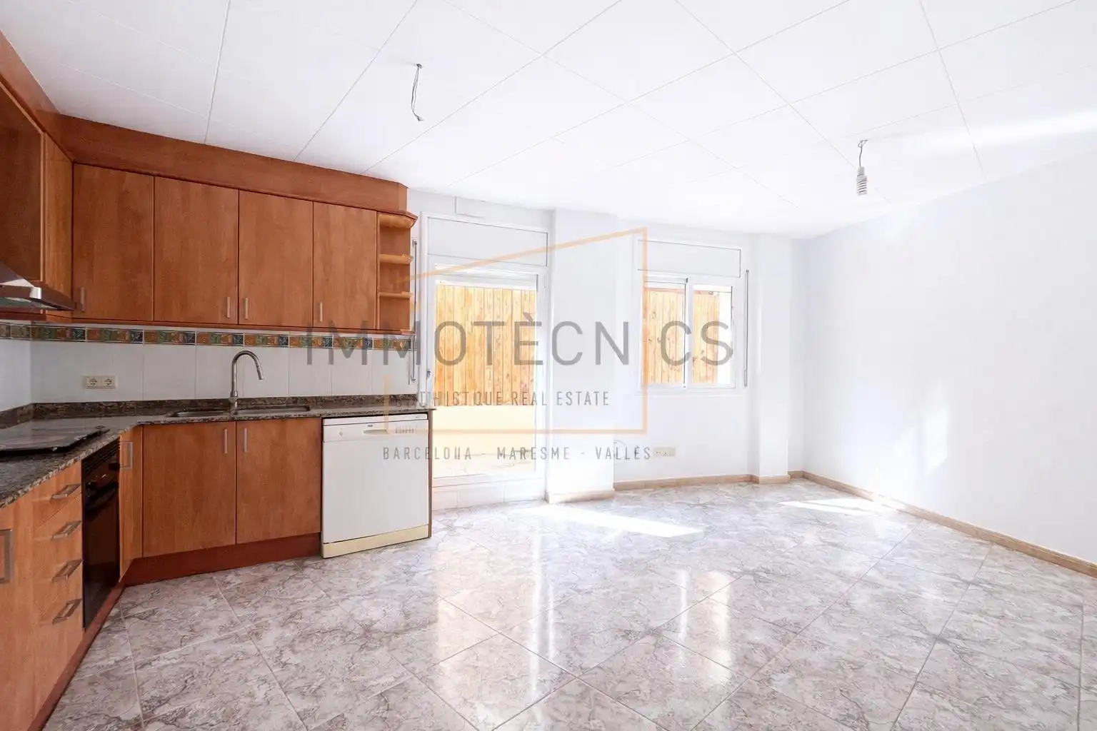 Kitchen of Ground floor for sale in Canet de Mar  with Air Conditioner, Heating and Terrace