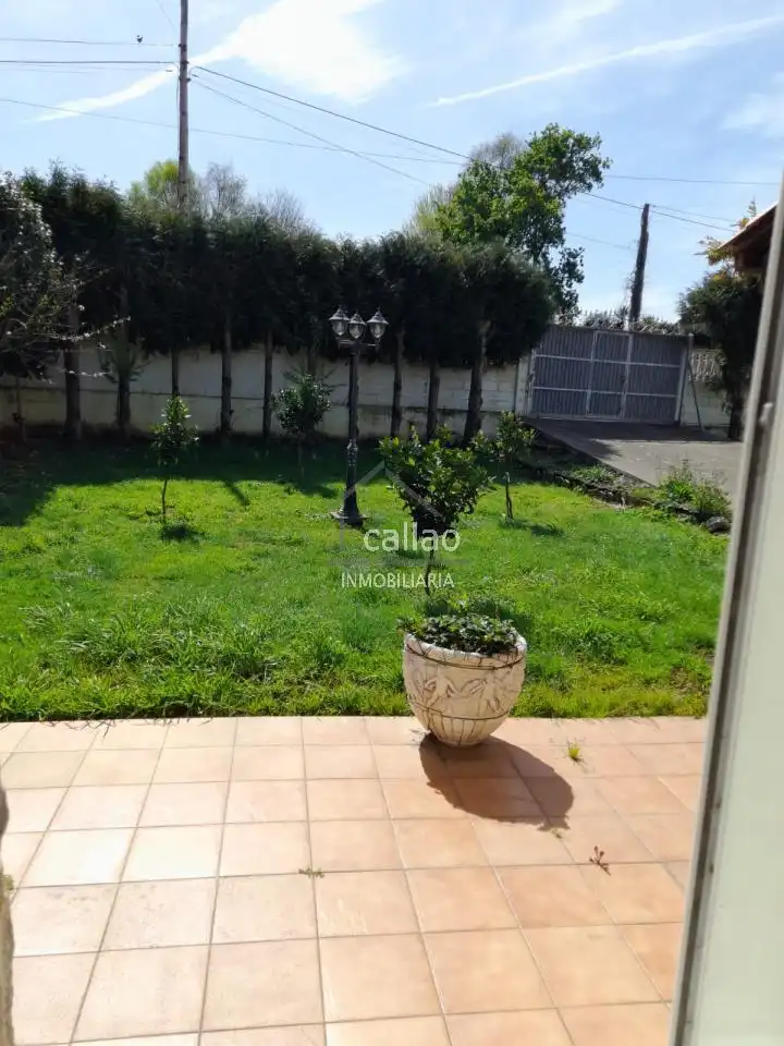 Garden of Houses for rent in Mugardos  with Heating, Private garden and Furnished