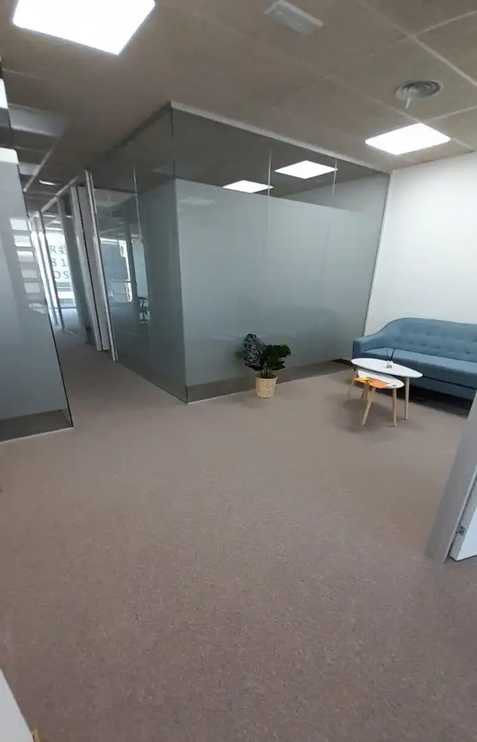 Oficina de lloguer en Fuenlabrada amb Aire condicionat i Calefacció