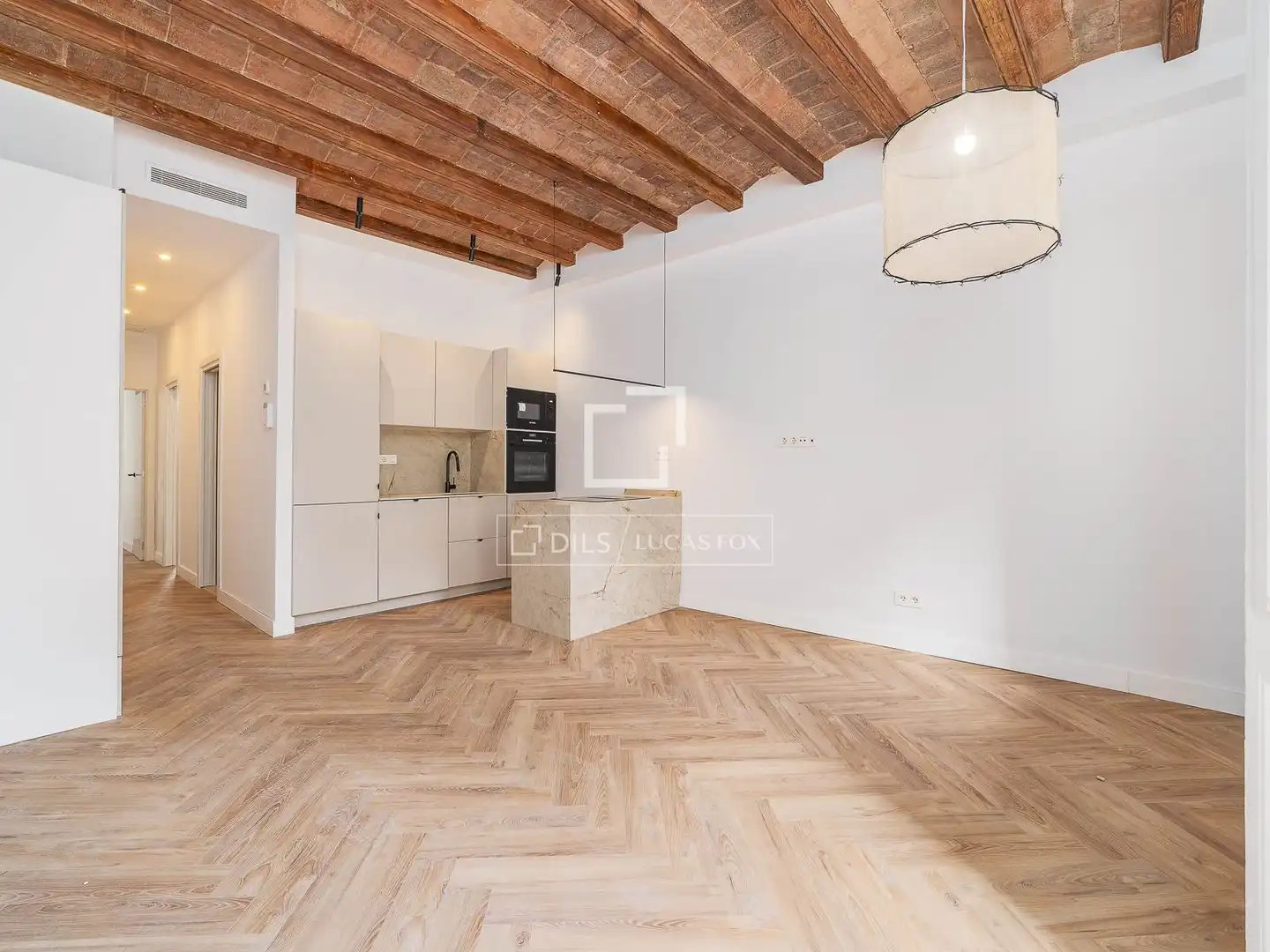 Cuina de Pis en venda en Barcelona amb Aire condicionat, Calefacció i Parquet