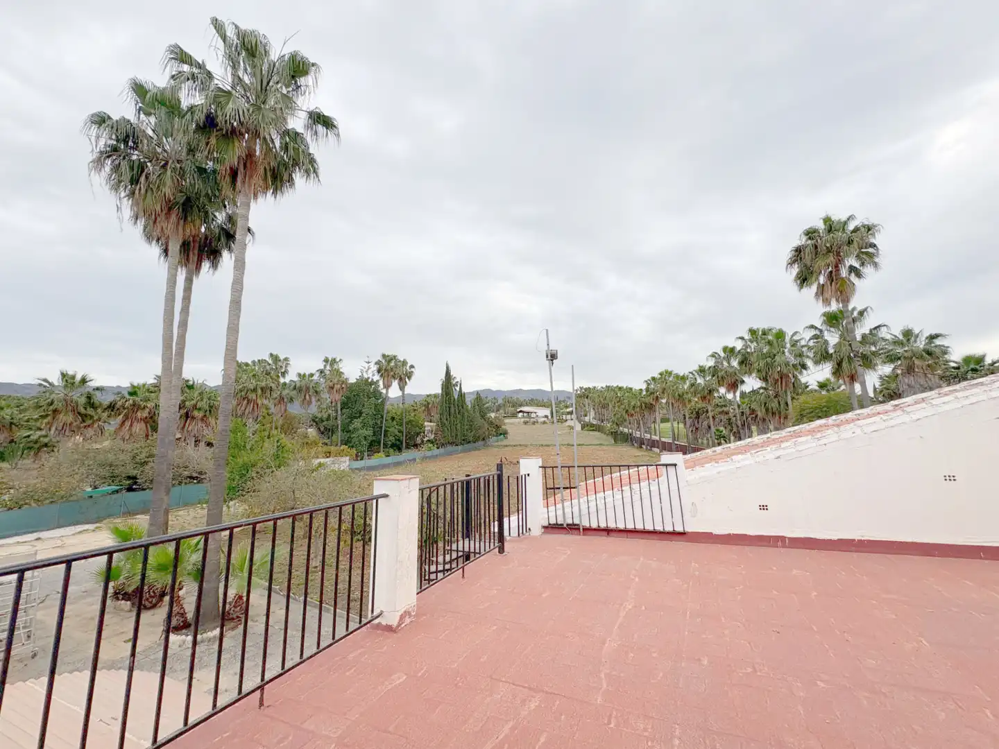 Außenansicht von Country house zum Verkauf in Alhaurín de la Torre mit Klimaanlage, Privatgarten und Terrasse