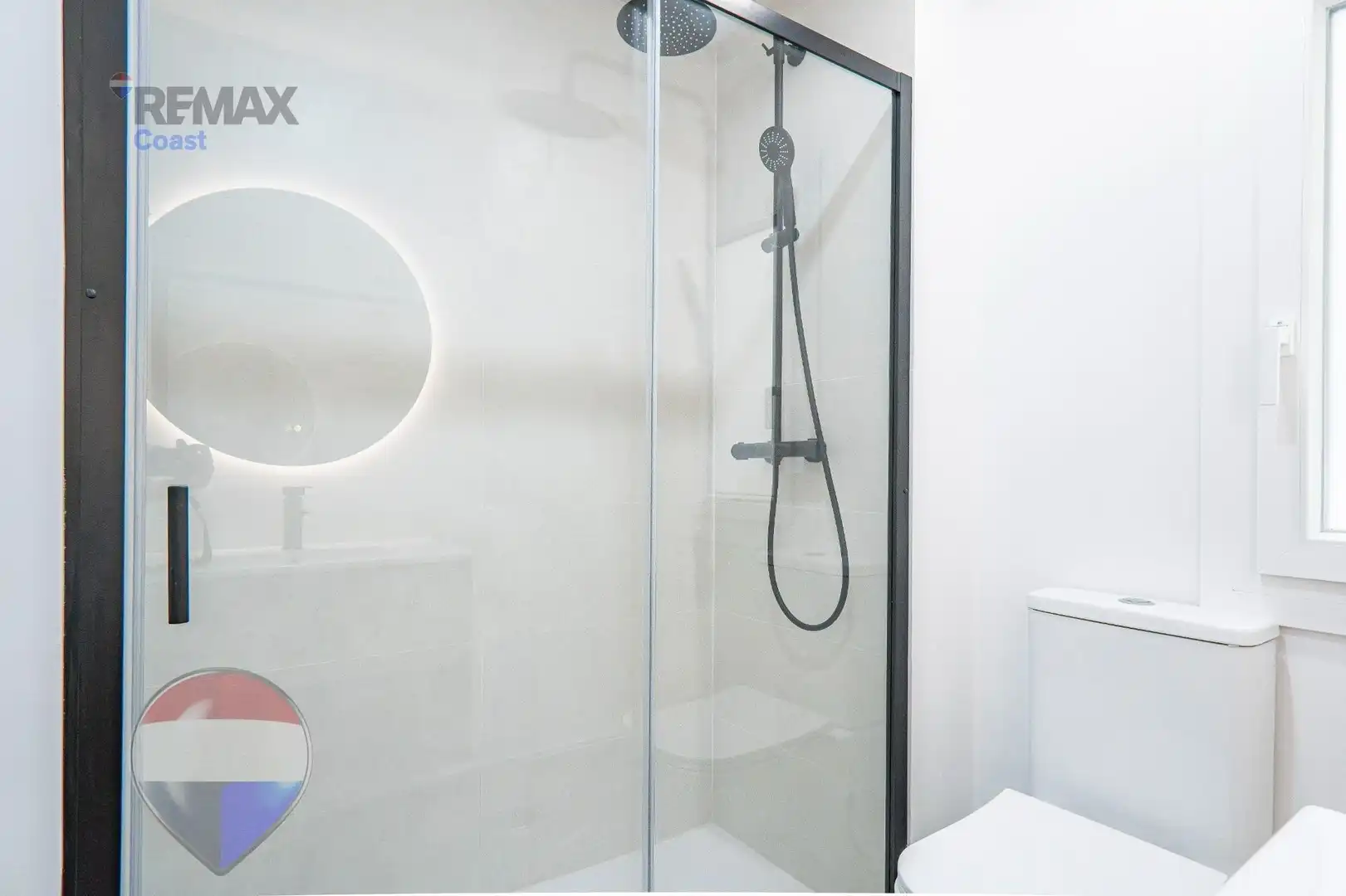 Baño de Piso en venta en Málaga con Aire acondicionado y Alarma