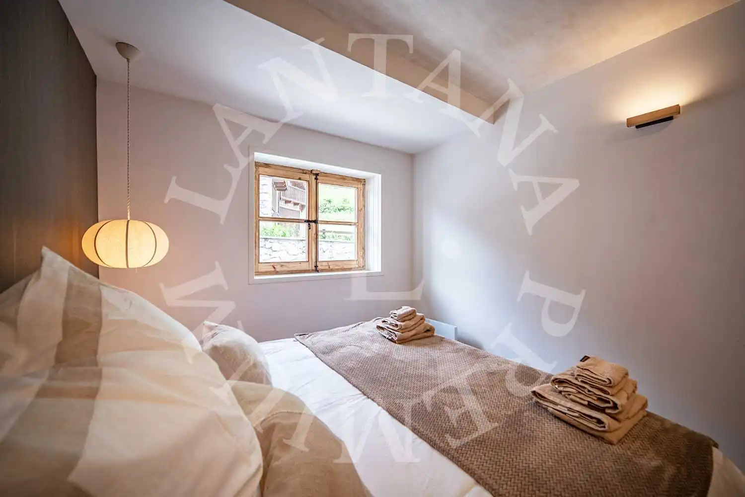 Bedroom of Flat for sale in Naut Aran  with Heating, Parquet flooring and Furnished
