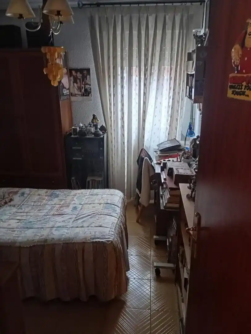 Habitación de Piso en venta en  Logroño con Balcón