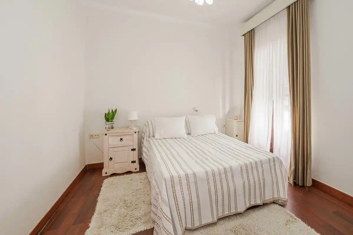 Habitación de Casa adosada en venta en Carmona con Aire acondicionado, Calefacción y Terraza