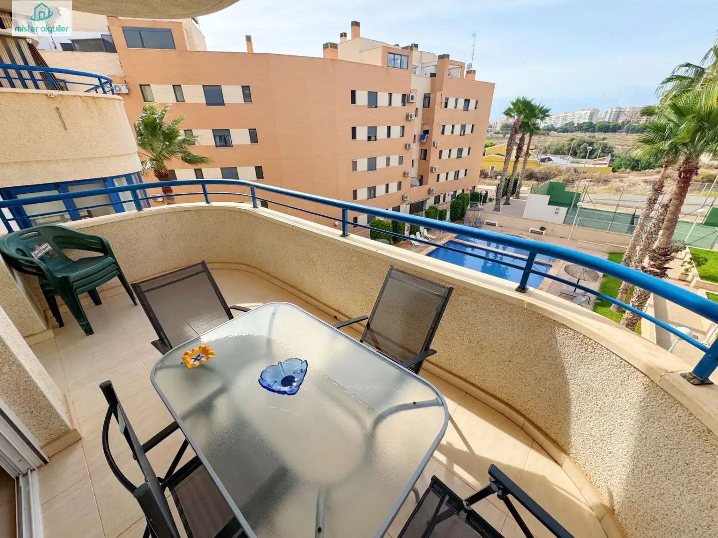 Terraza de Apartamento de alquiler en El Campello con Aire acondicionado, Jardín privado y Terraza