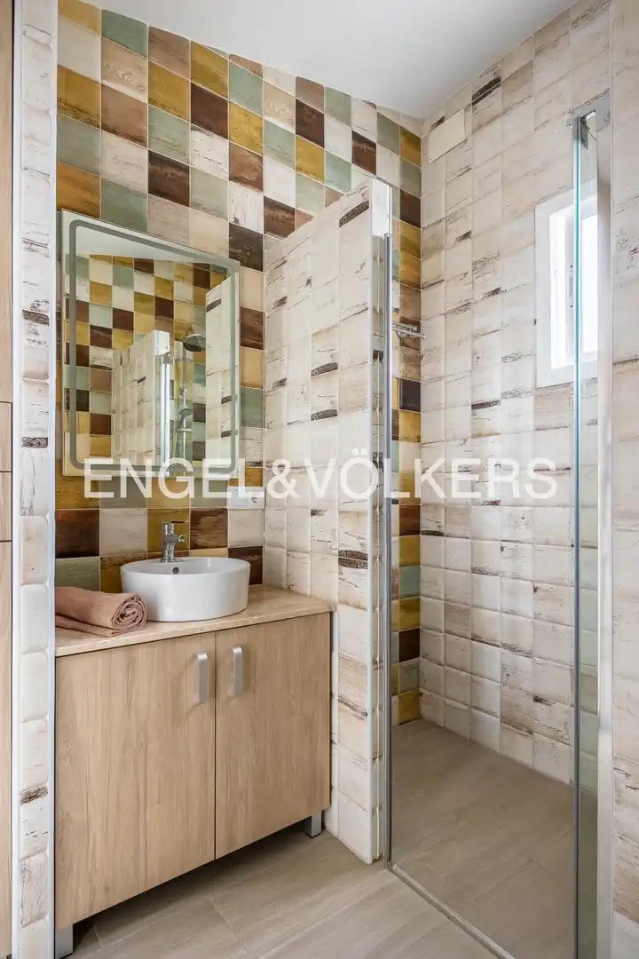 Baño de Finca rústica en venta en Lora del Río con Aire acondicionado, Calefacción y Jardín privado