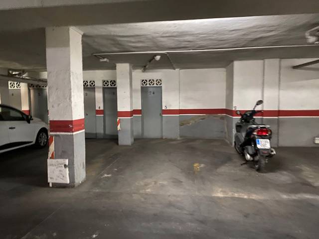 Garaje en Alquiler en Calle Ciudad de Bari, 5 en Benisaudet