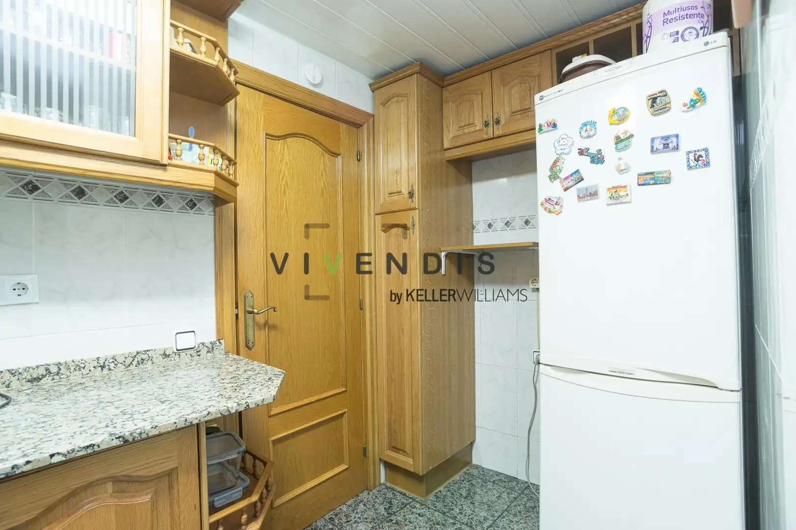 Cuina de Pis en venda en Sant Andreu de la Barca amb Calefacció