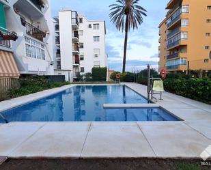 Piscina de Planta baixa en venda en Torremolinos amb Aire condicionat, Terrassa i Moblat