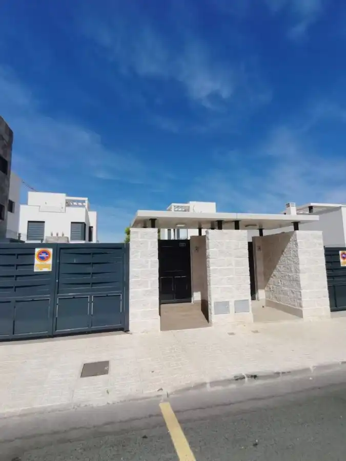 Exterior view of Houses for sale in San Bartolomé  with Private garden, Swimming Pool and Community pool