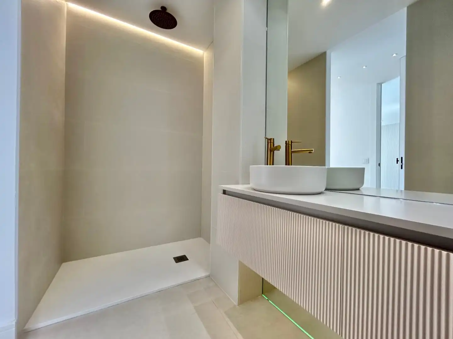 Bany de Apartament en venda en Málaga amb Aire condicionat, Calefacció i Terrassa