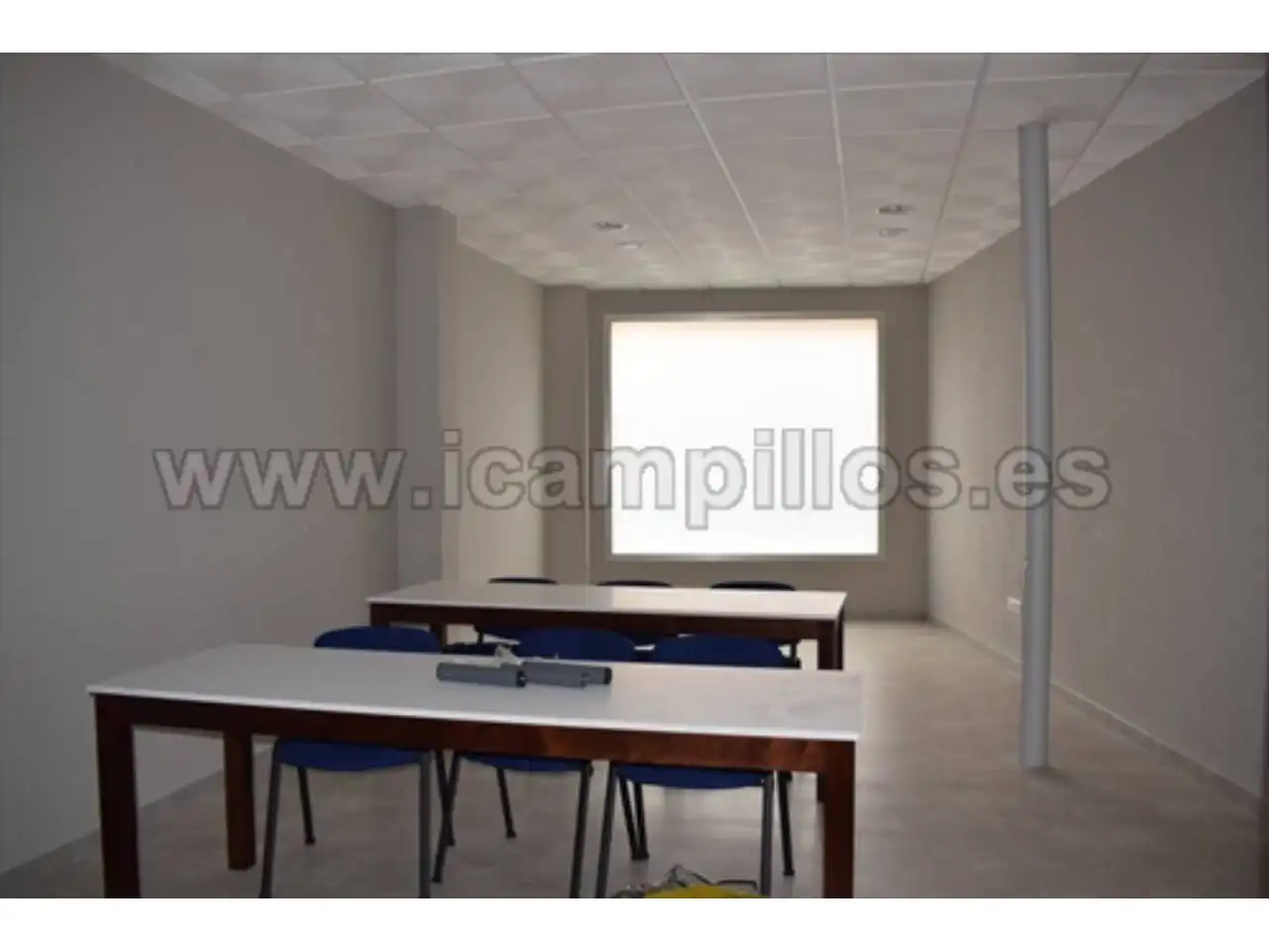 Local comercial en venda a Baena, imagen 5