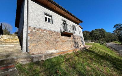 Vista exterior de Casa o xalet en venda en Bárcena de Cicero amb Traster