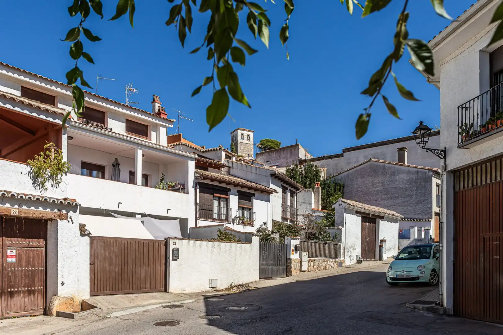 Außenansicht von Einfamilien-Reihenhaus zum Verkauf in Olmeda de las Fuentes mit Heizung und Terrasse