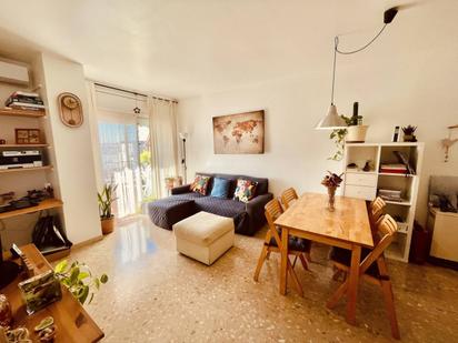 Living room of Flat for sale in Terrassa  with Air Conditioner, Heating and Balcony