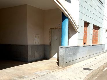 Local comercial en venda a Calle Jesús Delgado Valhondo 7