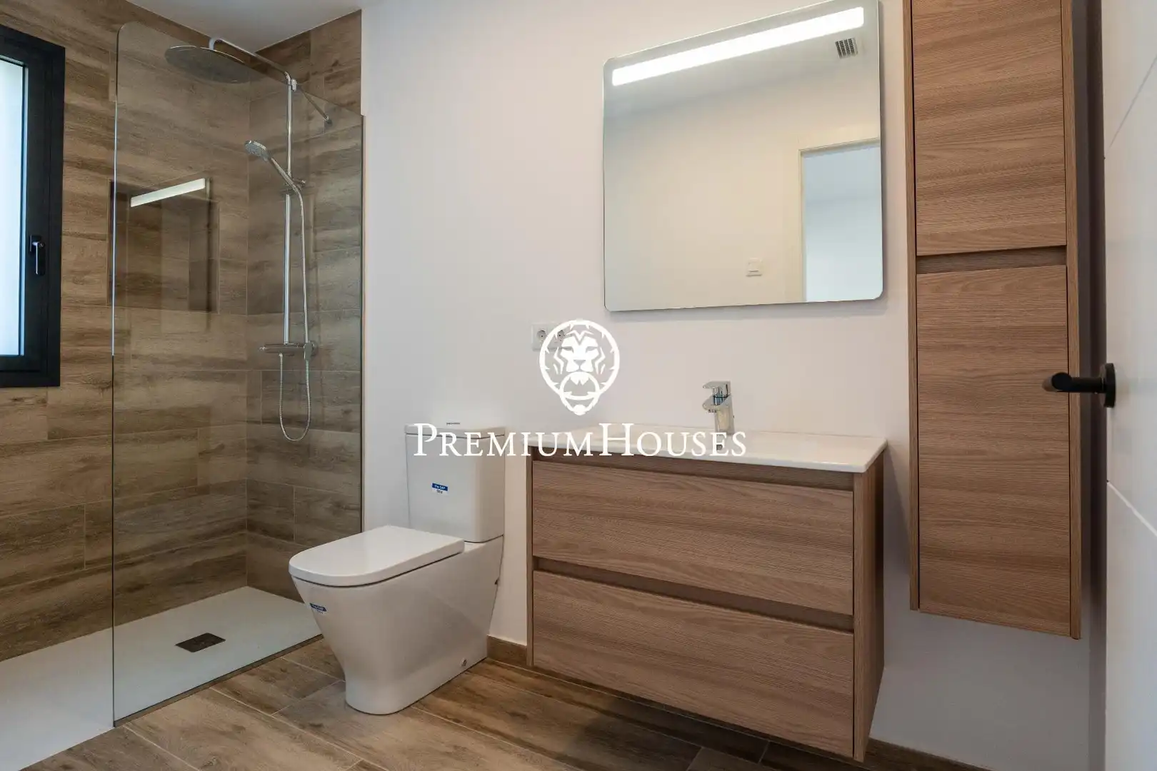 Baño de Casa o chalet en venta en El Vendrell con Aire acondicionado, Calefacción y Jardín privado