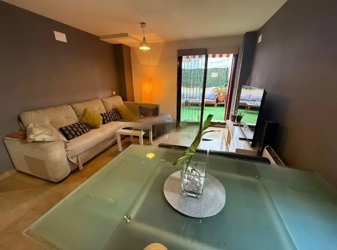 Sala de estar de Planta baja en venta en Torremolinos con Terraza y Piscina