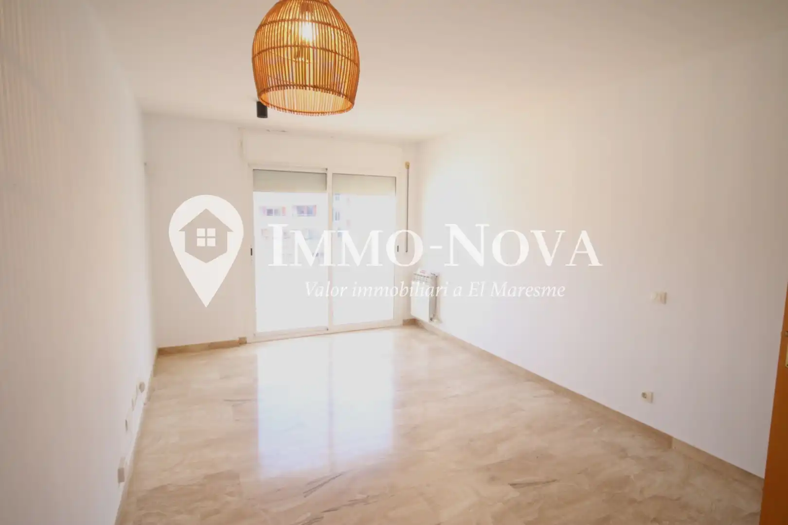 Sala de estar de Ático en venta en Mataró con Calefacción, Parquet y Terraza