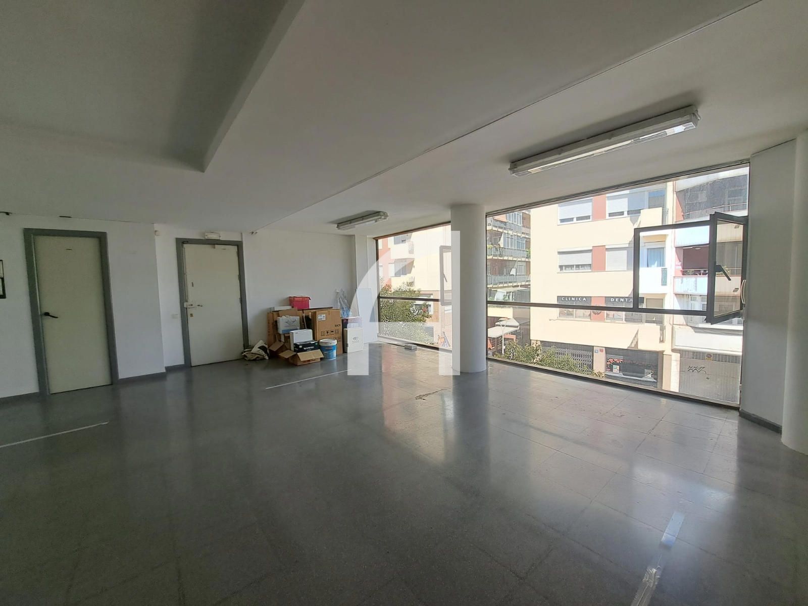 Oficina en venda en Sant Feliu de Llobregat