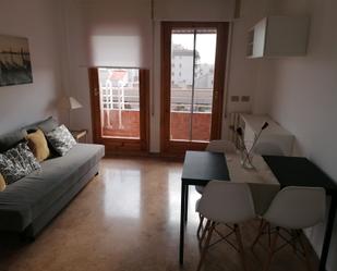 Living room of Flat to rent in  Zaragoza Capital  with Heating, Terrace and Furnished