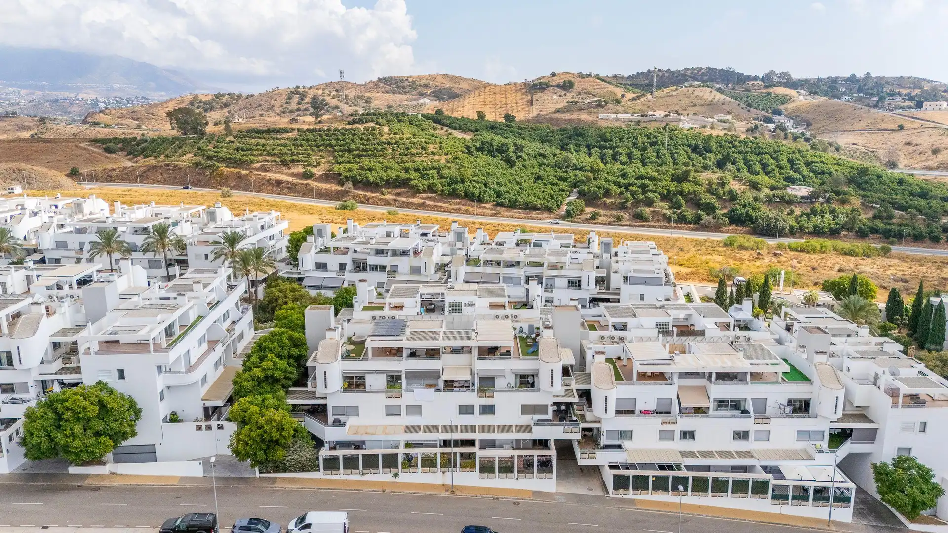 Exterior view of Apartments for sale in Mijas  with Air Conditioner and Swimming Pool