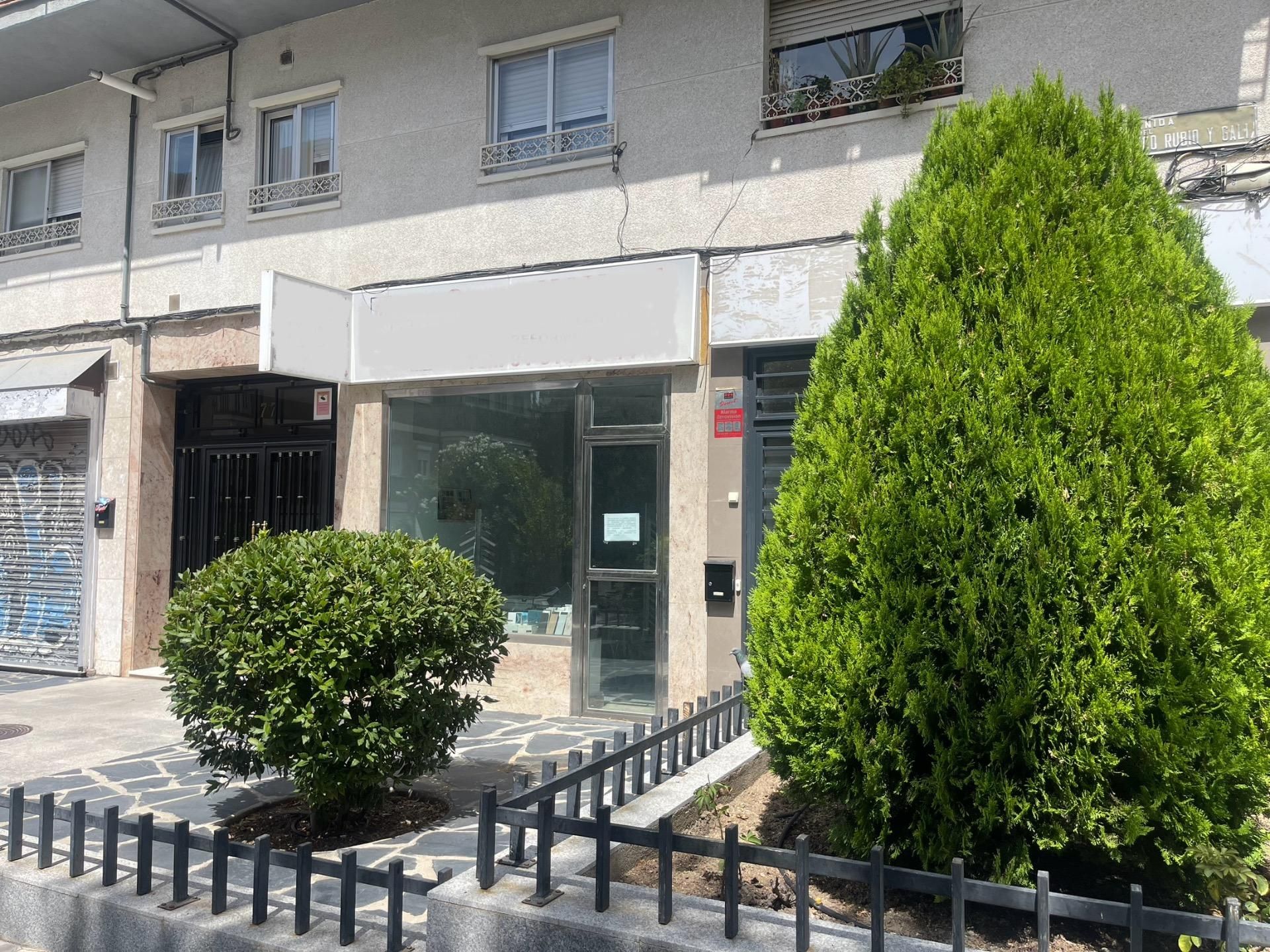 Premises for sale in Valdezarza