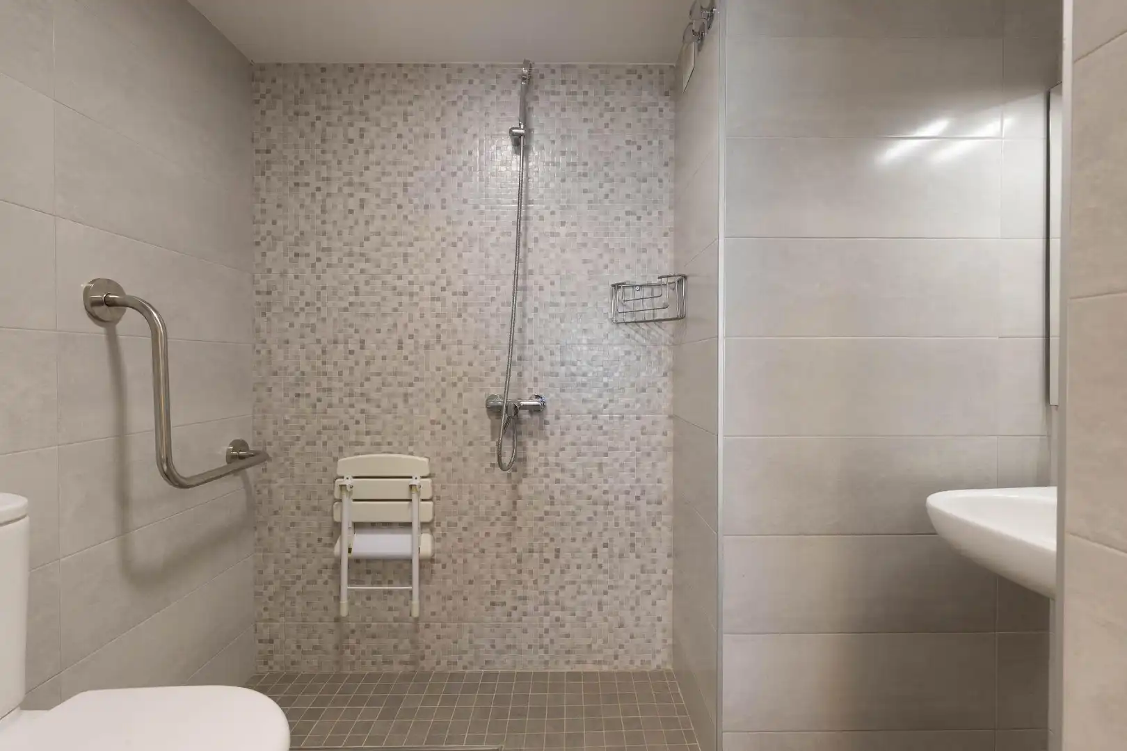 Baño de Piso en venta en Arenys de Mar con Terraza, Trastero y Balcón