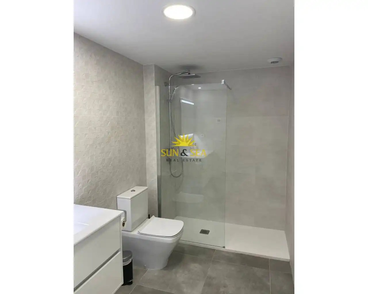 Bathroom of Apartments for rent in Finestrat  with Air Conditioner, Heating and Terrace