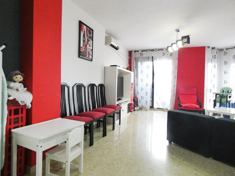 Sala d'estar de Pis en venda en Vila-real amb Aire condicionat i Calefacció
