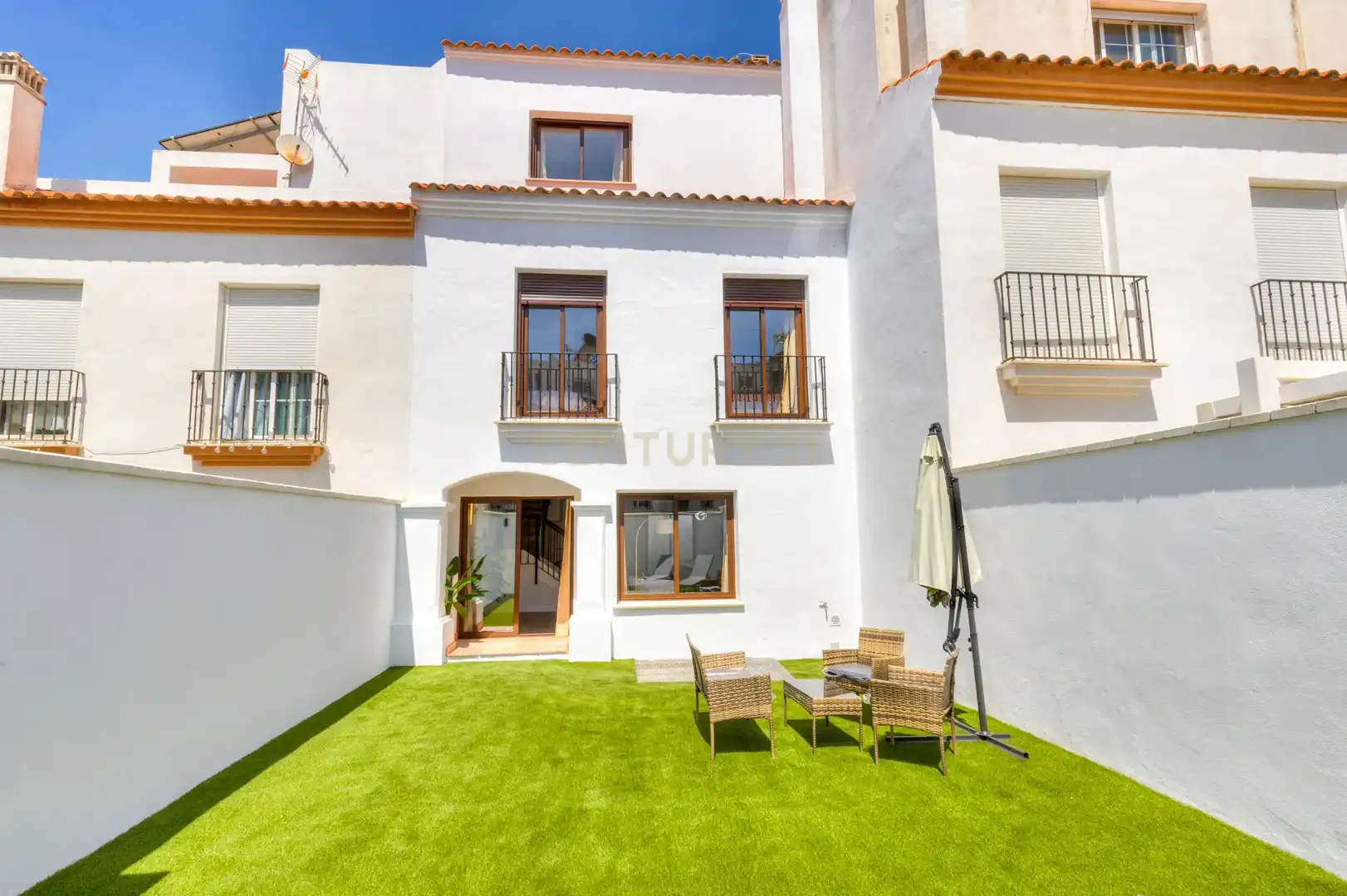 Vista exterior de Casa adosada en venta en Casares con Jardín privado, Trastero y Horno