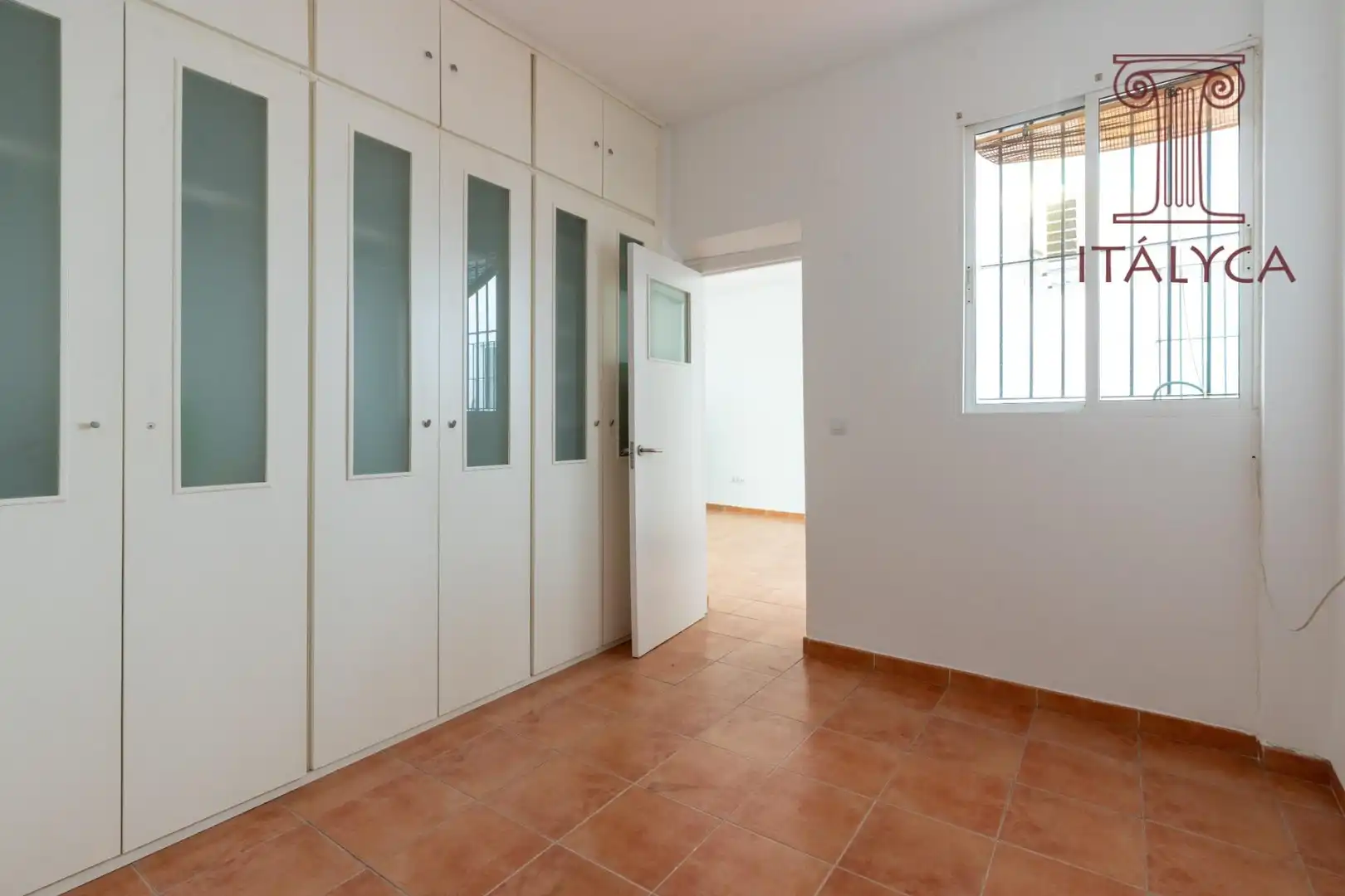 Wohnung zum Verkauf in Sevilla mit Klimaanlage und Heizung