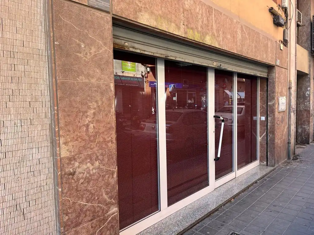 Local comercial de lloguer a Calle Jaime María Buch, imagen 13