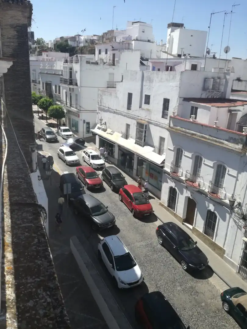 Vista exterior de Casa o xalet en venda en Arcos de la Frontera amb Aire condicionat, Terrassa i Traster
