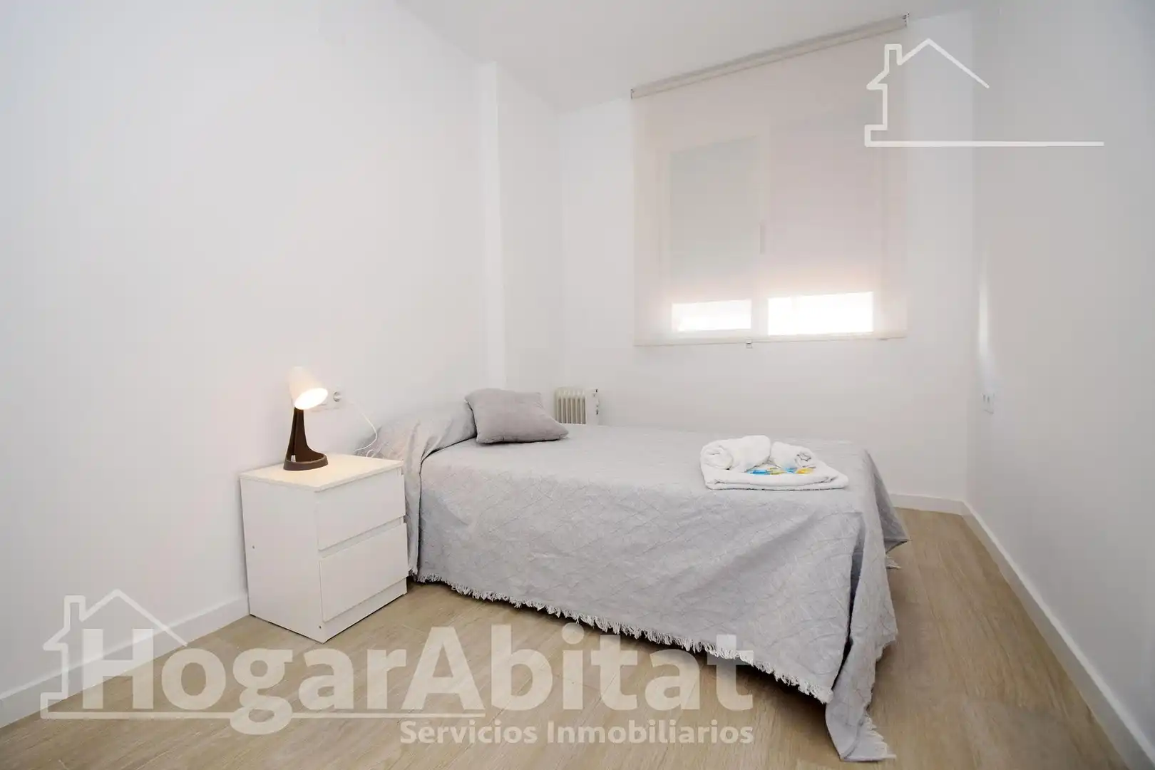 Schlafzimmer von Dachboden zum Verkauf in Burriana / Borriana mit Klimaanlage, Heizung und Terrasse