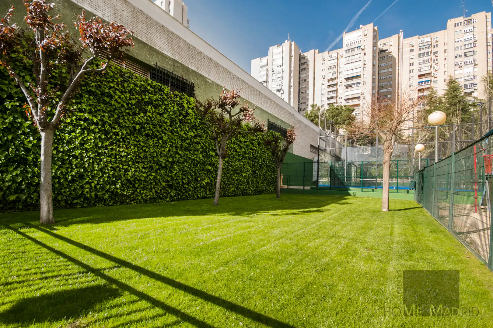 Jardí de Pis en venda en Madrid amb Calefacció, Parquet i Terrassa