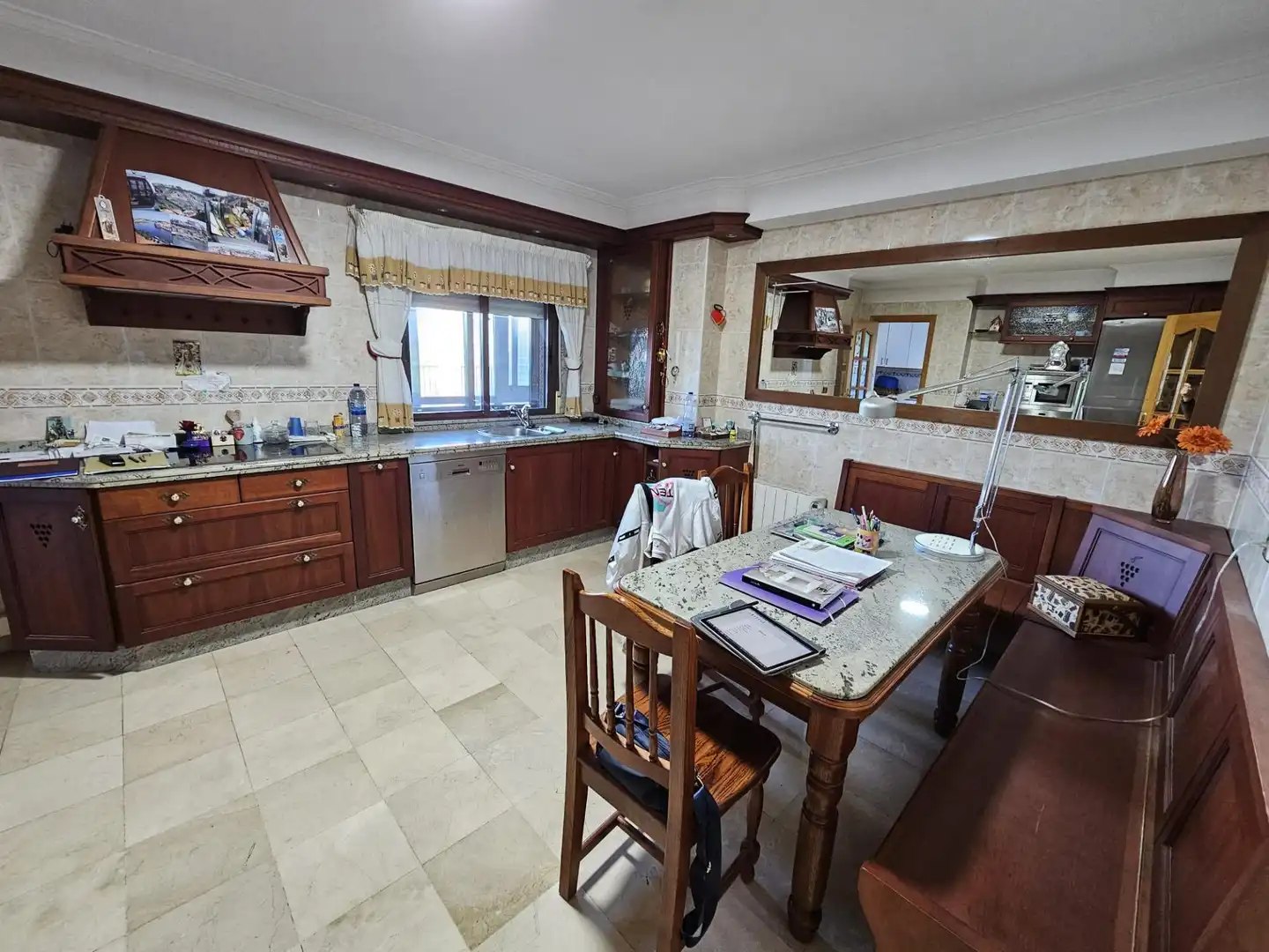 Cocina de Casa o chalet en venta en Ponferrada con Aire acondicionado, Calefacción y Jardín privado