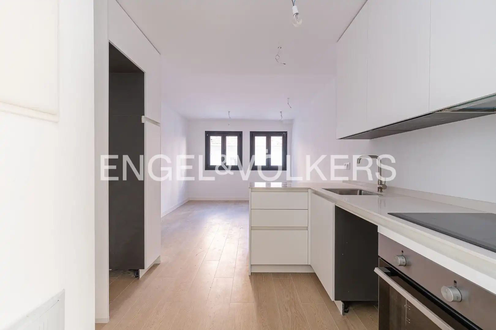 Bajo con ascensor en venta en Rozas Centro, imagen 4