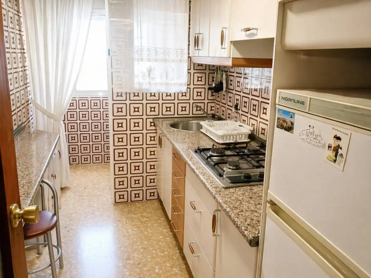 Küche von Wohnung zum Verkauf in Miramar mit Klimaanlage, Terrasse und Möbliert