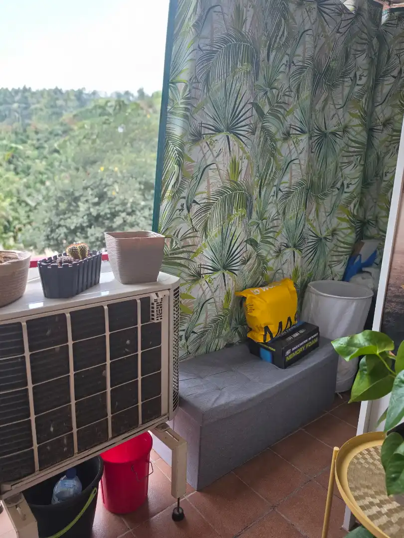 Balcony of Flat for sale in L'Hospitalet de Llobregat  with Air Conditioner, Parquet flooring and Furnished