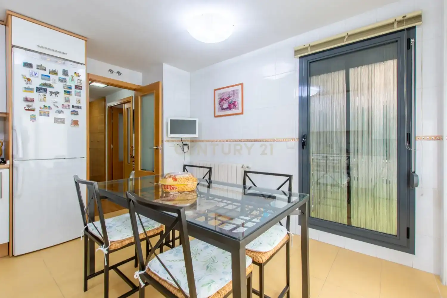 Detached homes for sale in Parla  with Air Conditioner, Storage room and Swimming Pool