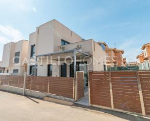 Vista exterior de Casa o xalet en venda en Torrevieja