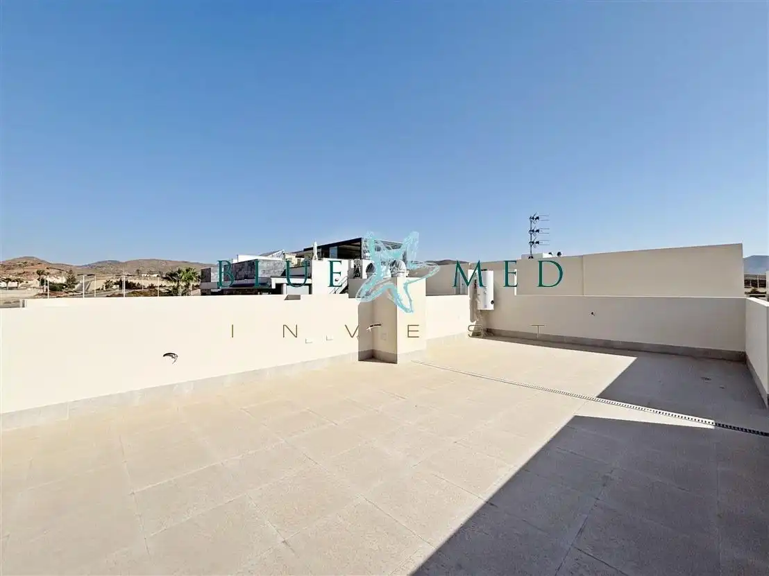 Penthouse with pool for sale in Calle EMBARBACIÓN COLUMBRETES, imagen 5